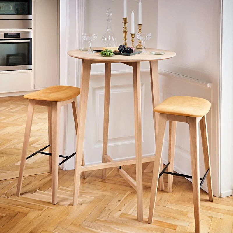 Nordic Bar Stool - Oak