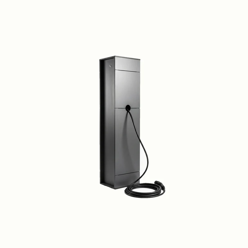 ChargeBox – Design Wallbox Säule aus HPL | wetterfest & modern