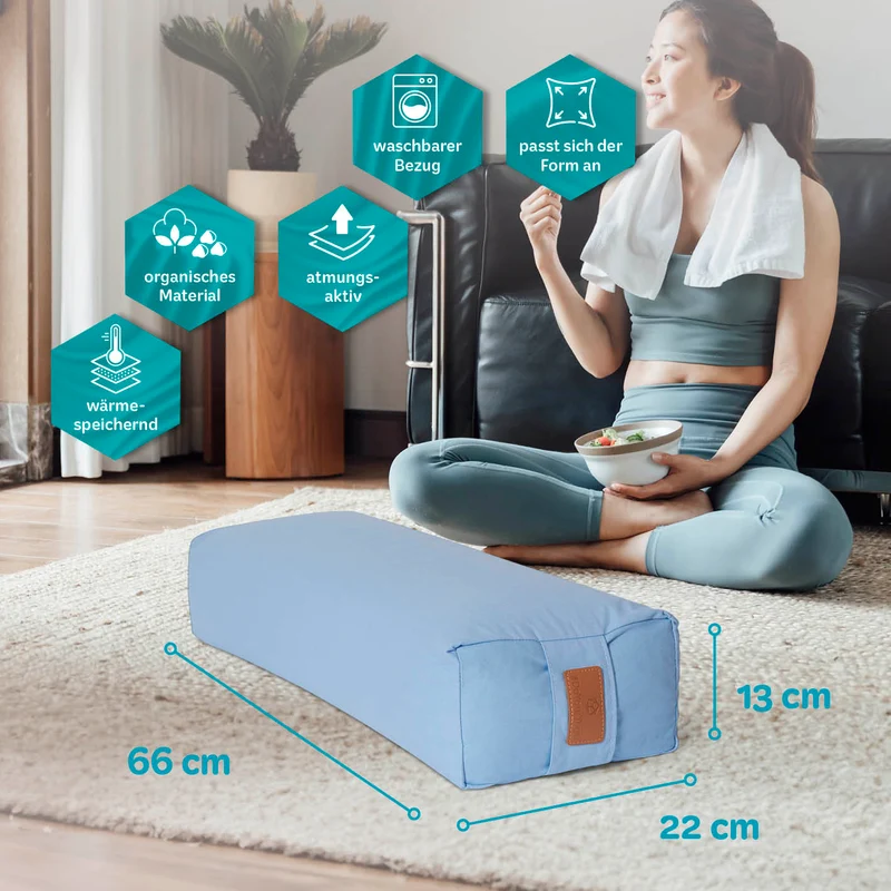#DoYourYoga Yoga-Bolster Paravati - gefüllt mit Bio-Buchweizenschalen - 67 x 22 x 13 cm - Hellblau