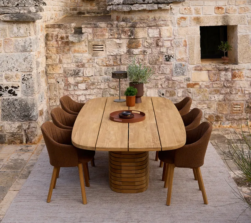 Mellow dining table, oval - medium