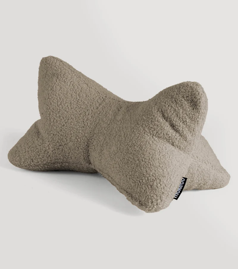 Nackenkissen in Bouclé & Cord ‘Der Leseknochen'