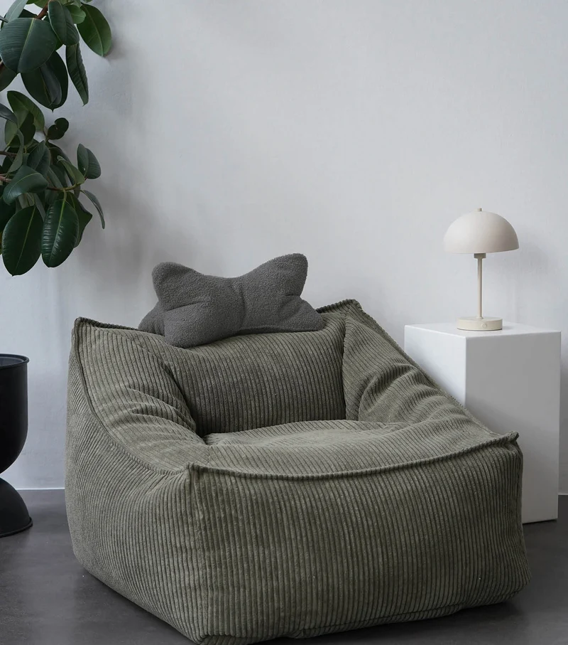 Nackenkissen in Bouclé & Cord ‘Der Leseknochen'