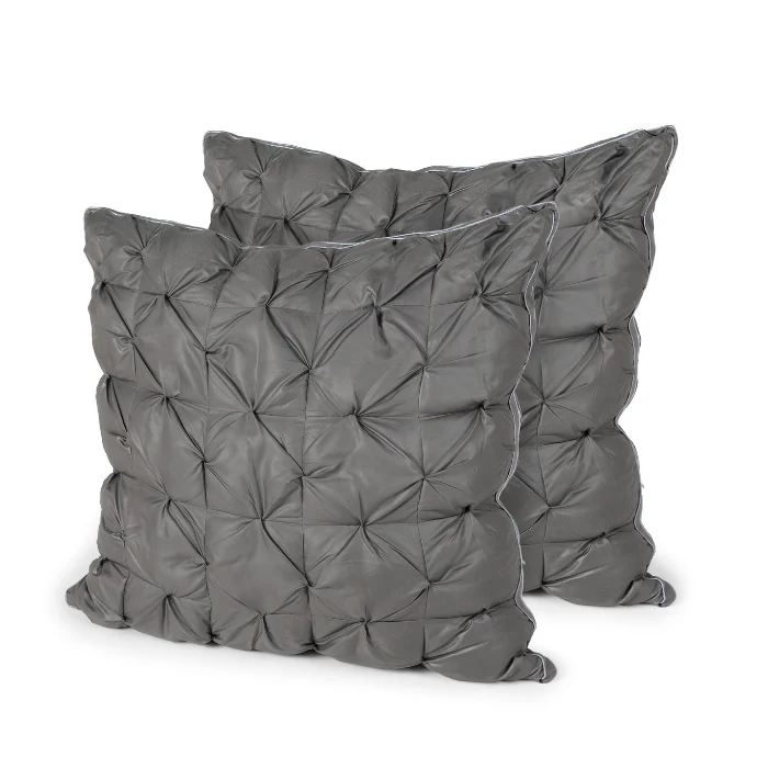 2er Set mit schwarzen Kopfkissen