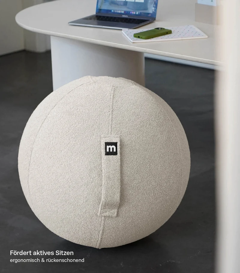 Sitzball mit Teddy Bouclé Stoffbezug 'Der Runde'