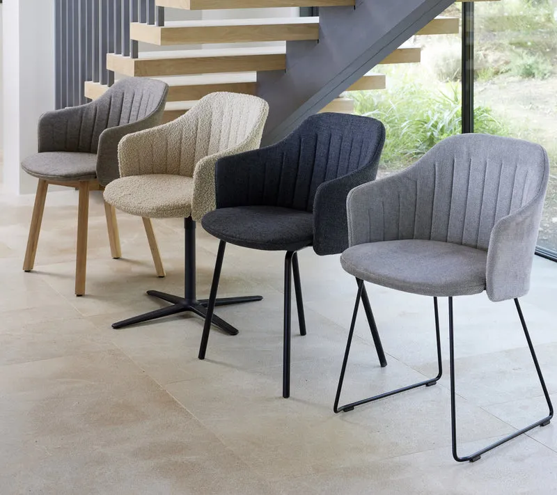 Choice chair with teak legs