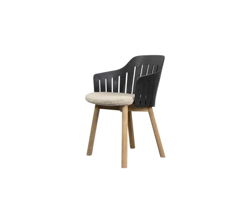 Choice chair with teak legs