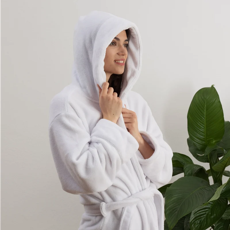 LUMALAND Luxury Mikrofaser Bademantel mit Kapuze für Damen und Herren - Weiß - Größe S