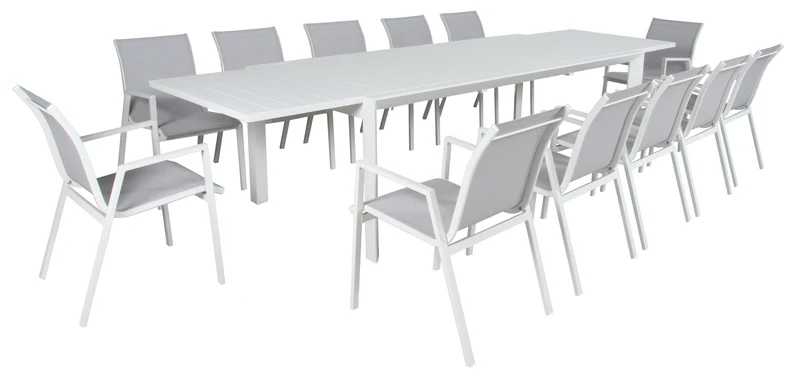 13 Piece Dining Kit
