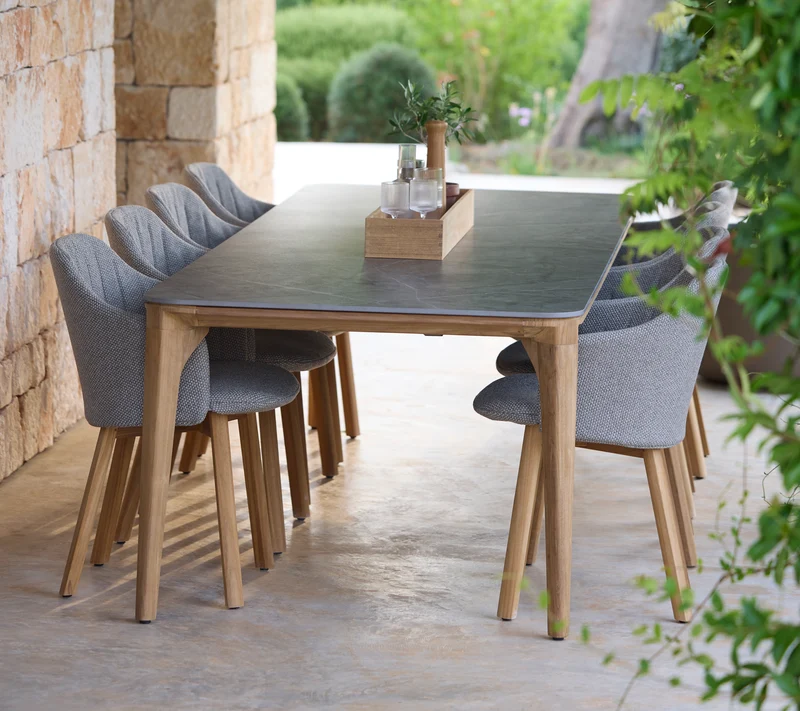 Choice chair with teak legs
