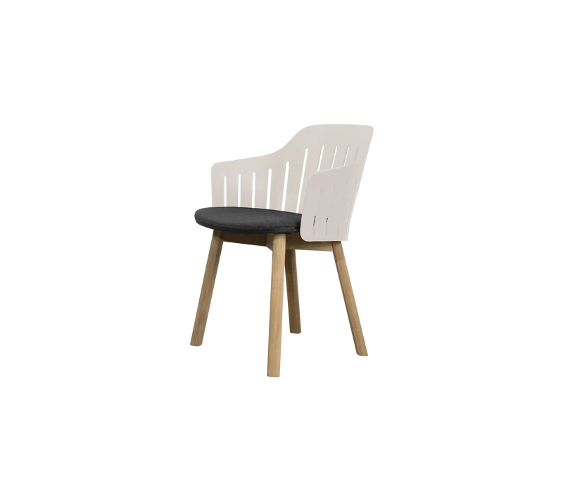 Choice chair with teak legs