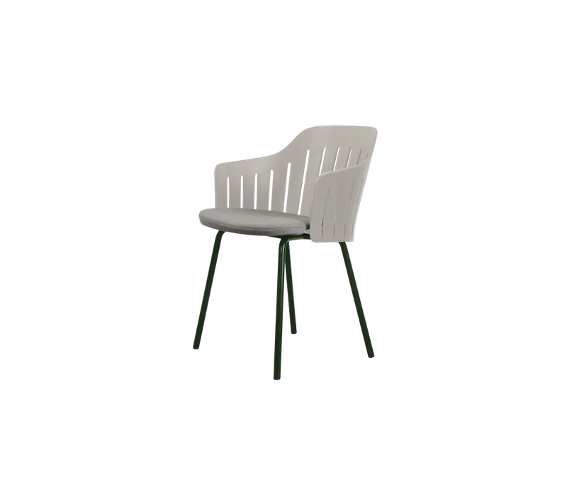 Choice chair with 4 legs