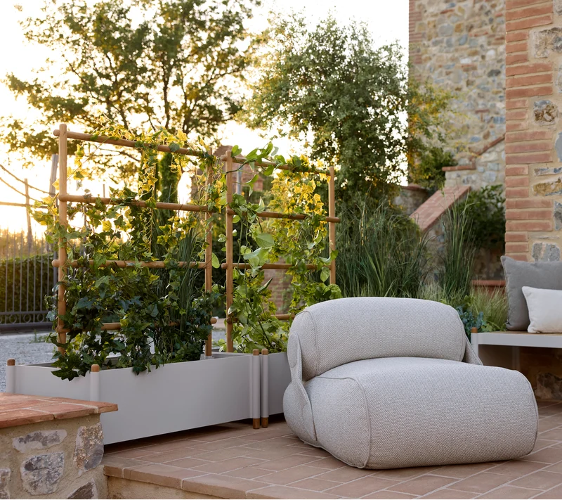 Sticks planter w/rack