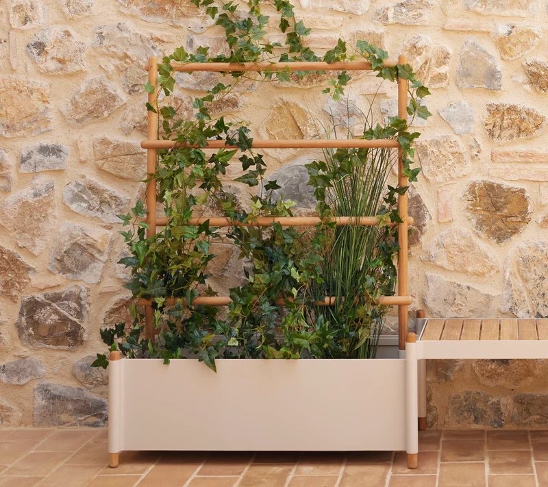Sticks planter rack