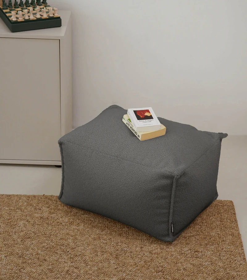 Bouclé Pouf 'Block'