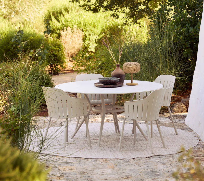 Joy dining table, dia. 120 cm