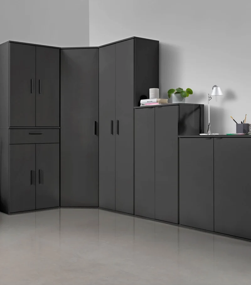 Mehrzweckschrank 'Der Praktische'
