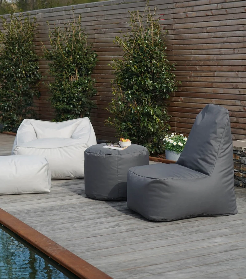 Outdoor Sitzsack 'Der Däumchendreher'