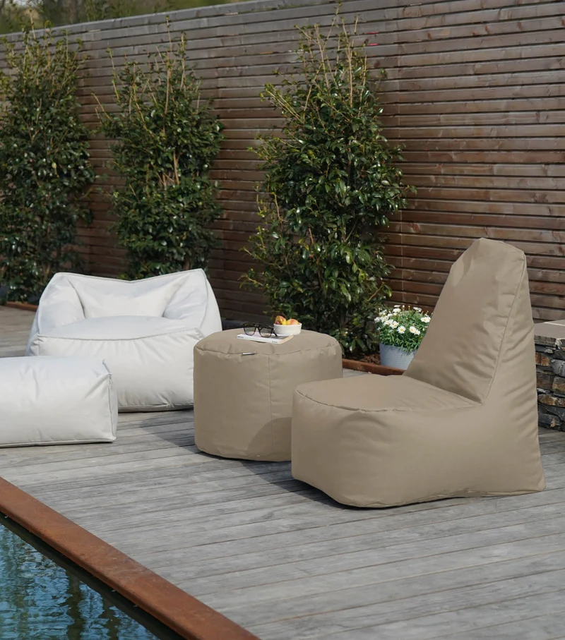 Outdoor Sitzsack 'Der Däumchendreher'