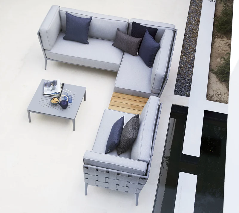 Conic modular corner sofa with box table