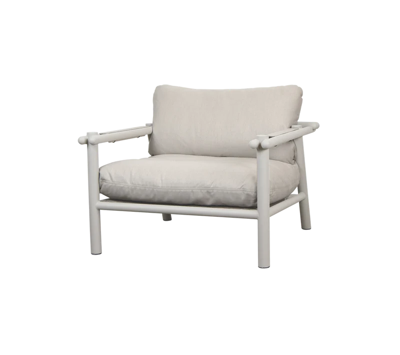Sticks lounge chair