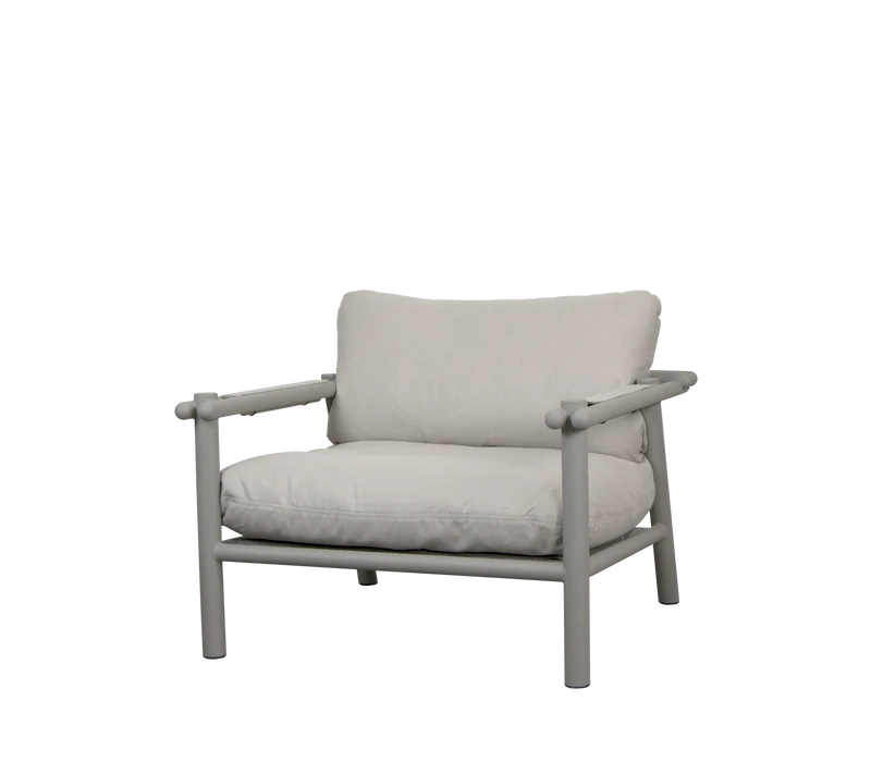 Sticks lounge chair