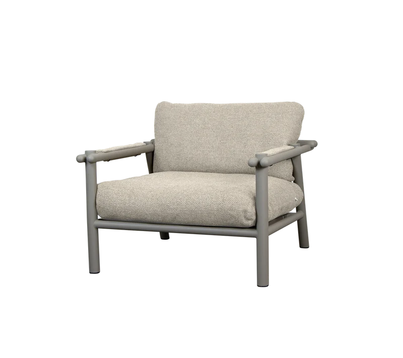 Sticks lounge chair