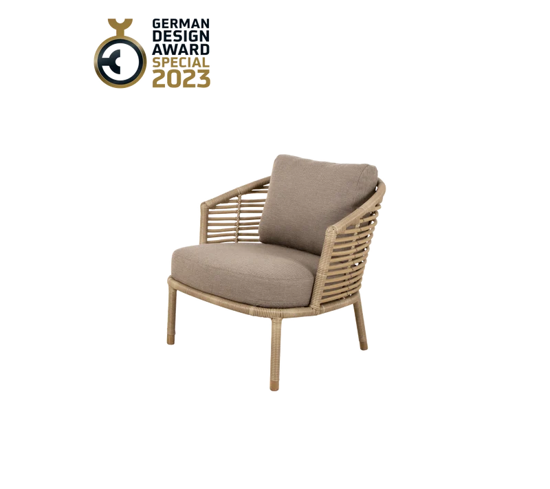 Sense lounge chair