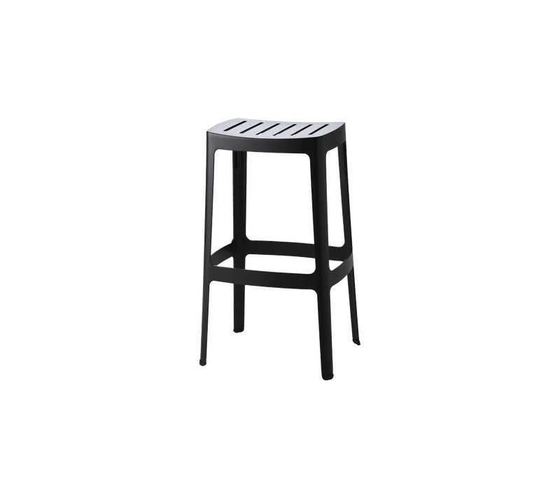 Cut bar chair