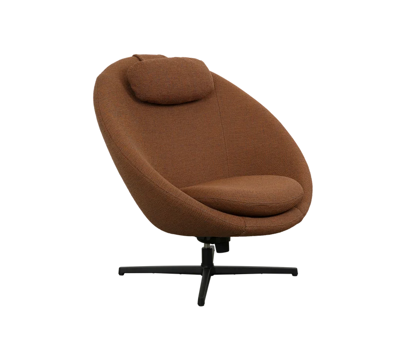 Pace lounge chair