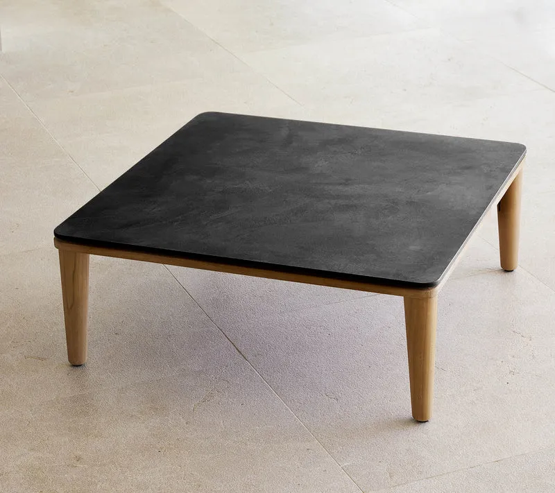 Capture coffee table, 85x85 cm