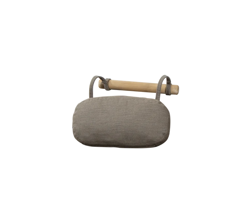 Arch neck cushion
