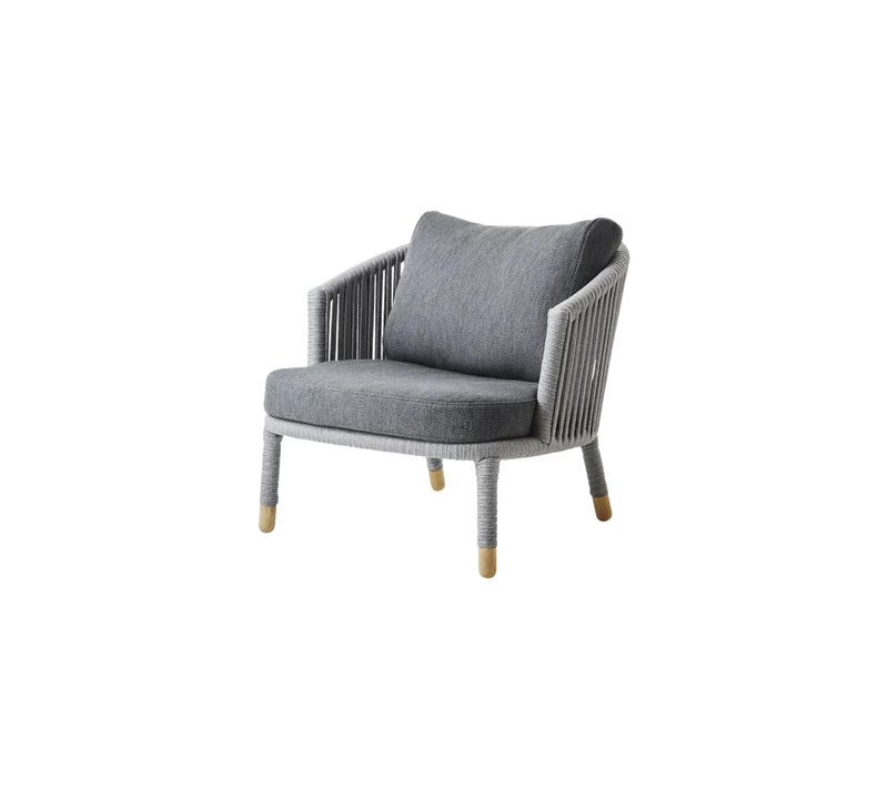 Moments lounge chair