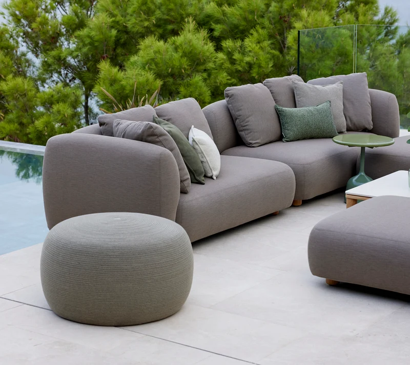 Circle footstool large