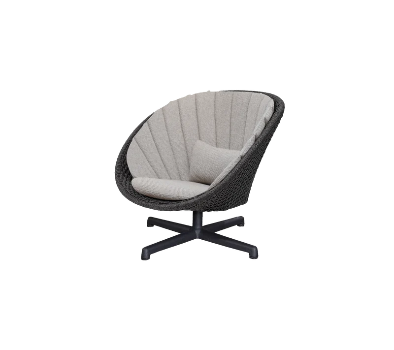 Peacock lounge chair w/swivel aluminium base