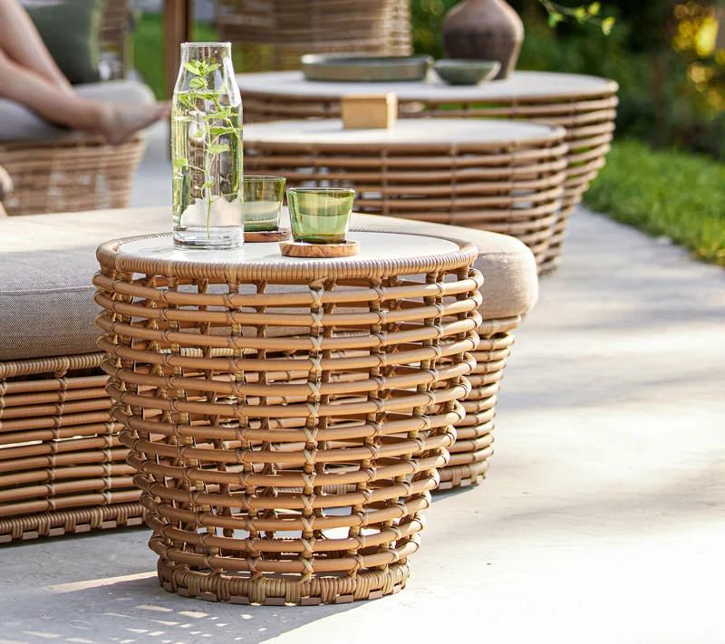 Basket coffee table, small