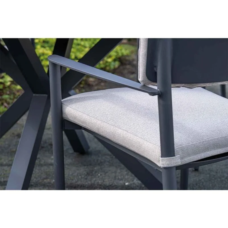 Toulon tuinset 6-delig carbon black met Lowland tuintafel rond 150 cm napoli sand
