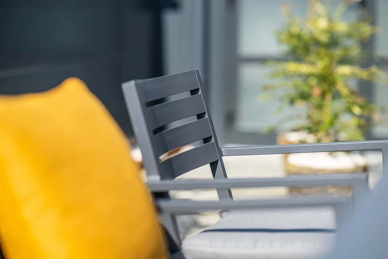 Tuinset Oklahoma stoelen - 4 stuks - met tuintafel Gosford - Garden Impressions