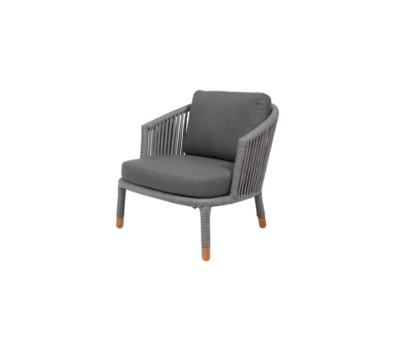 Moments lounge chair