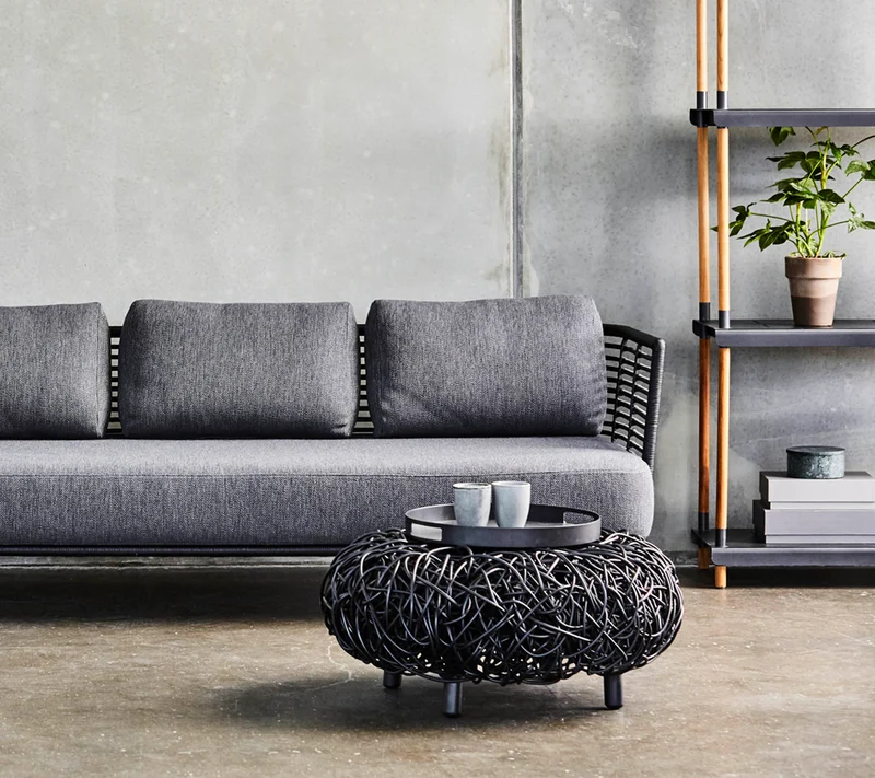 Loop footstool