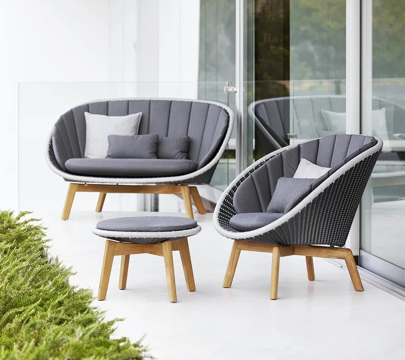 Peacock side table/footstool