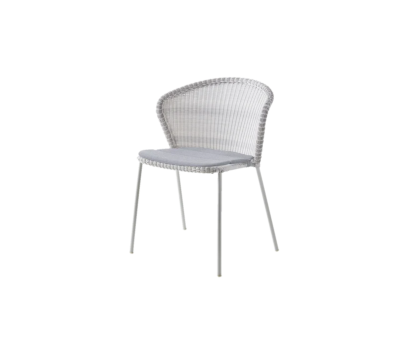 Lean chair