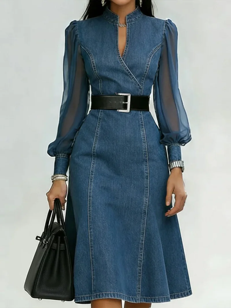 Jeanskleid mit transparenten Organza-Ärmelnähten