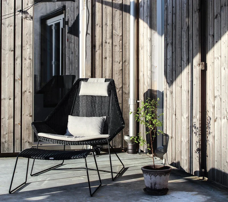 Breeze footstool