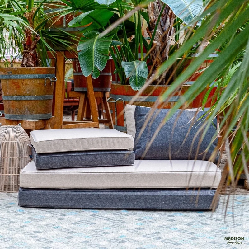 Madison lounge zitkussen Beige canvas eco+ 60x60 cm