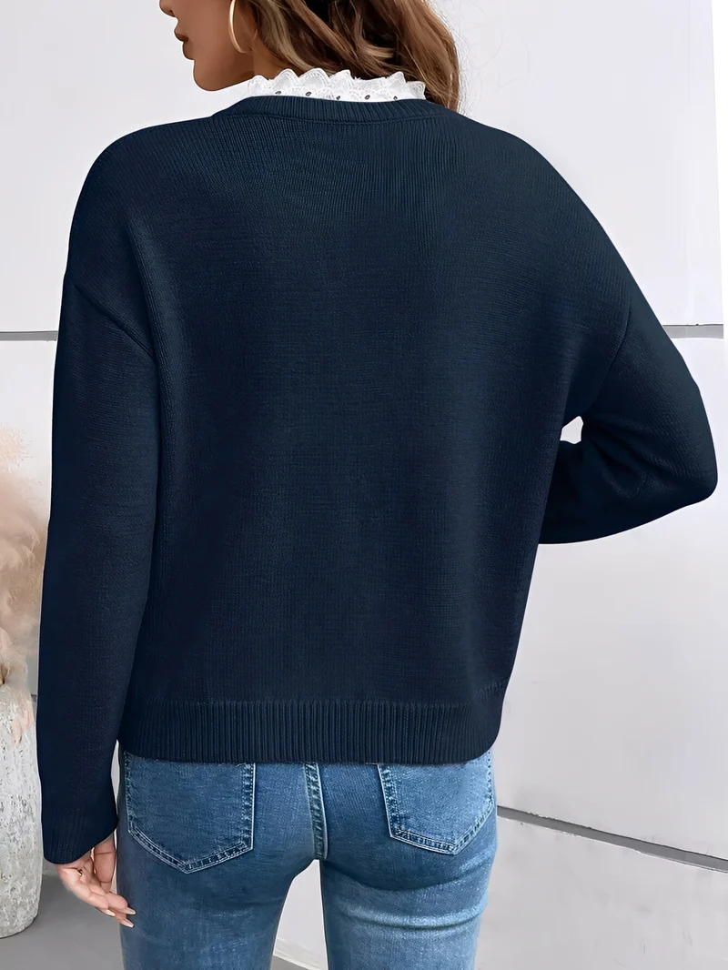 Gestrickte Bluse mit Spitzenkragen für Damen