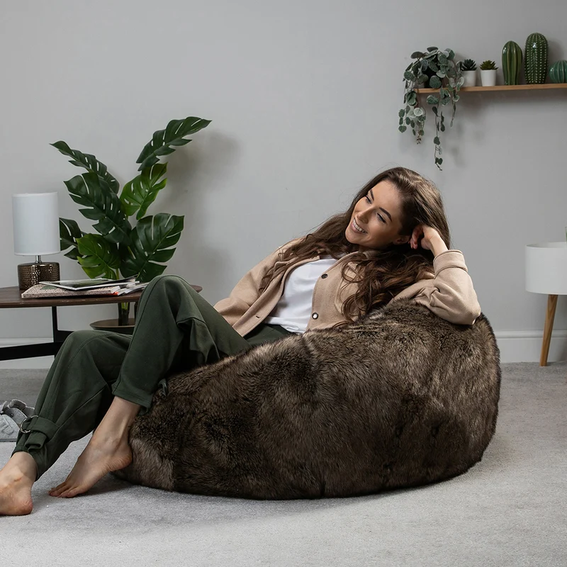Hinterland Sitzsack aus Kunstfell