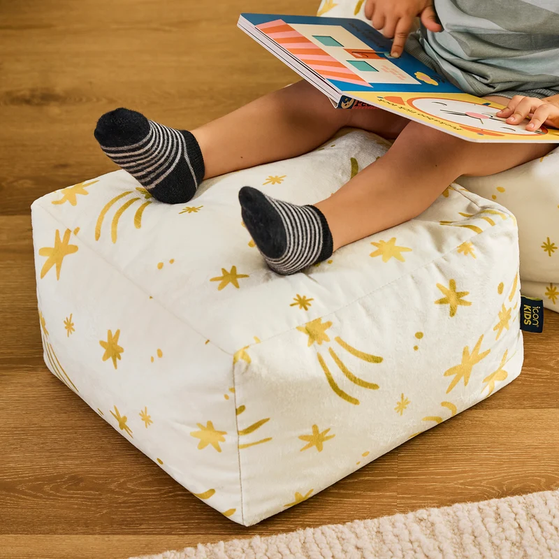 Mini Amara Star Fußhocker, quadratisch, aus gebürstetem Samt – Creme