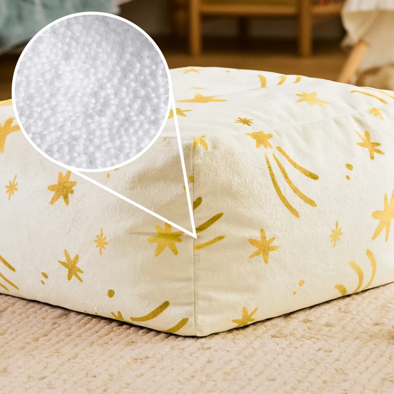 Mini Amara Star Fußhocker, quadratisch, aus gebürstetem Samt – Creme