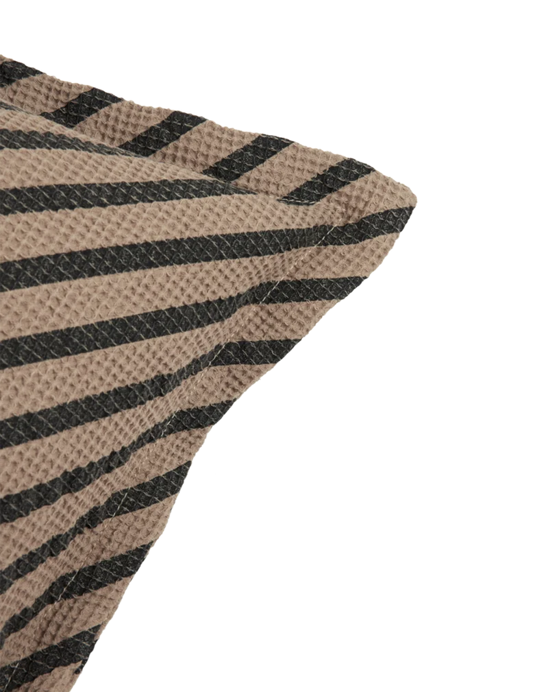 Cushion in washed coton waffle Landscape