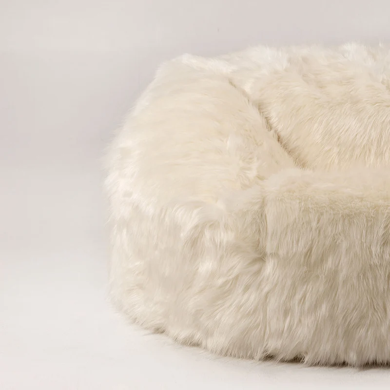 Layla Spikey Kunstfell-Sitzsack - Beige